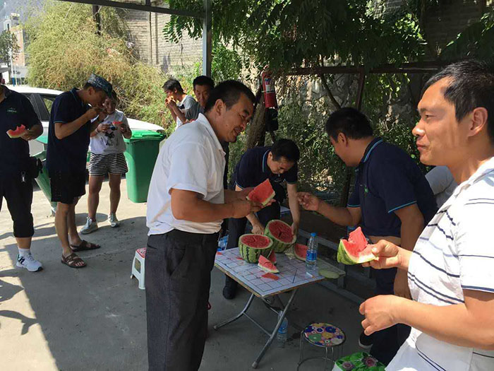 夏季給學員及教練送清涼